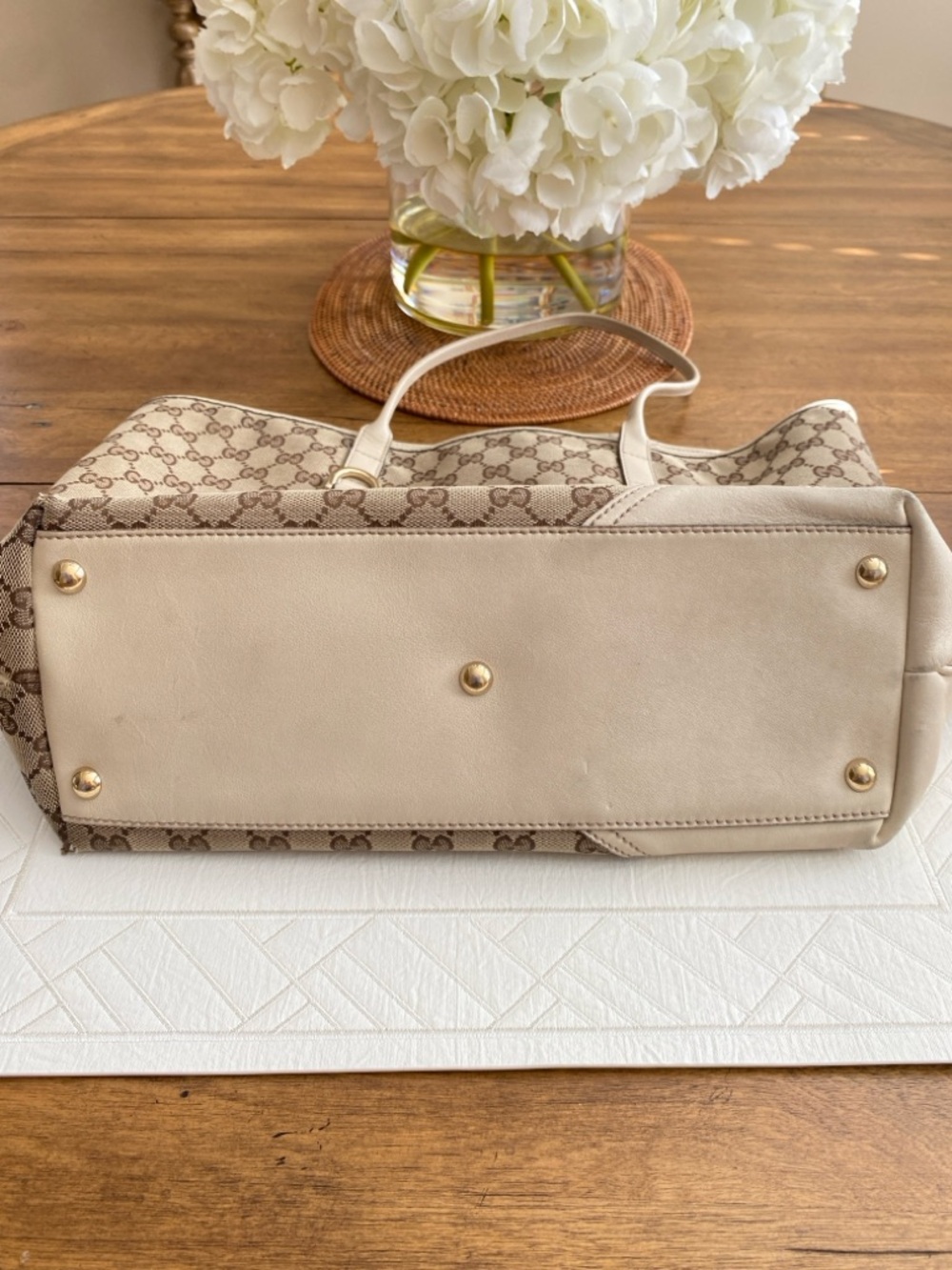 Gucci Britt Tote Bag - Picture 7 of 7